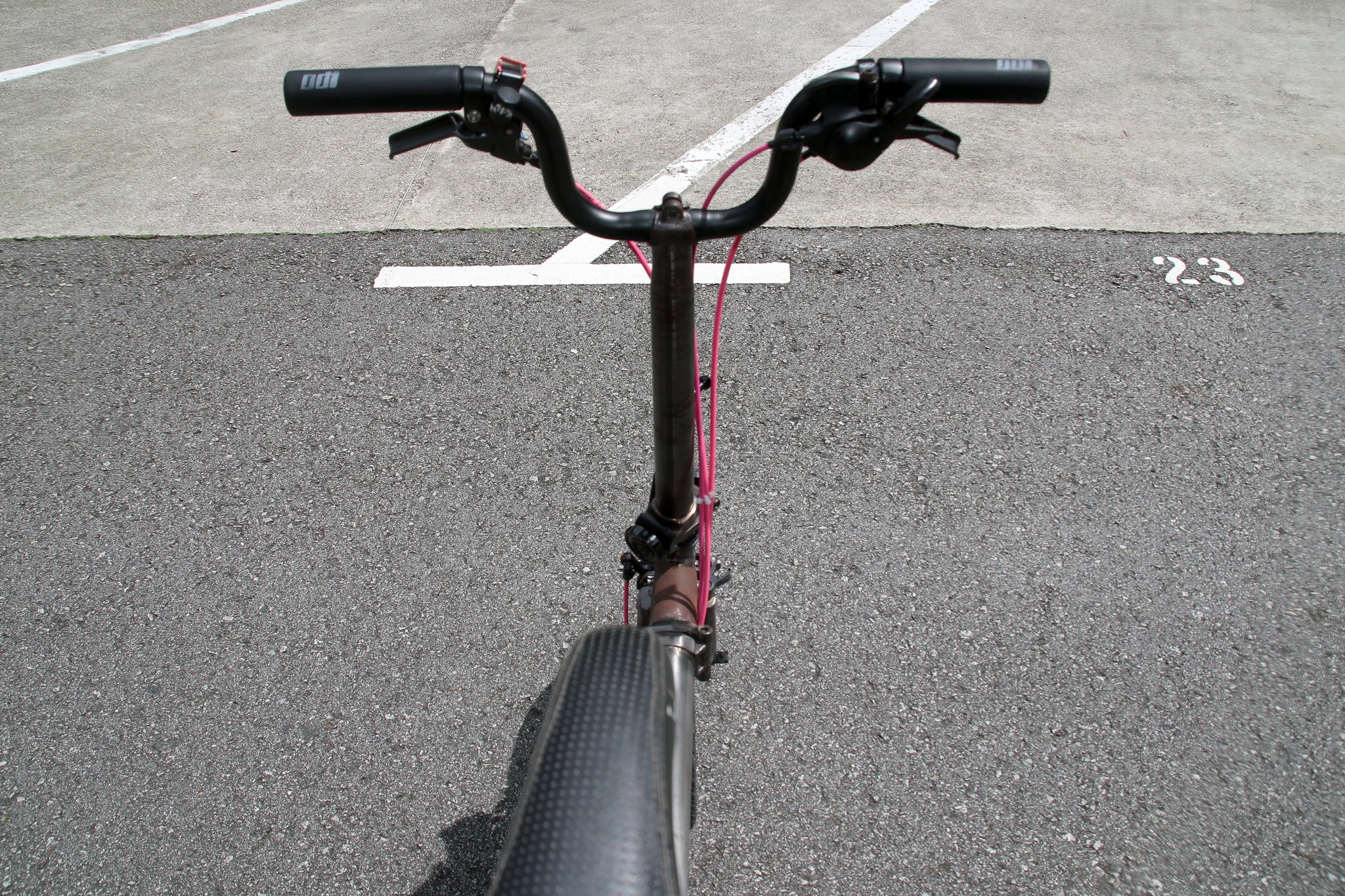 Aceoffix T1 (Foldable) [Upcycled] – Unspokin