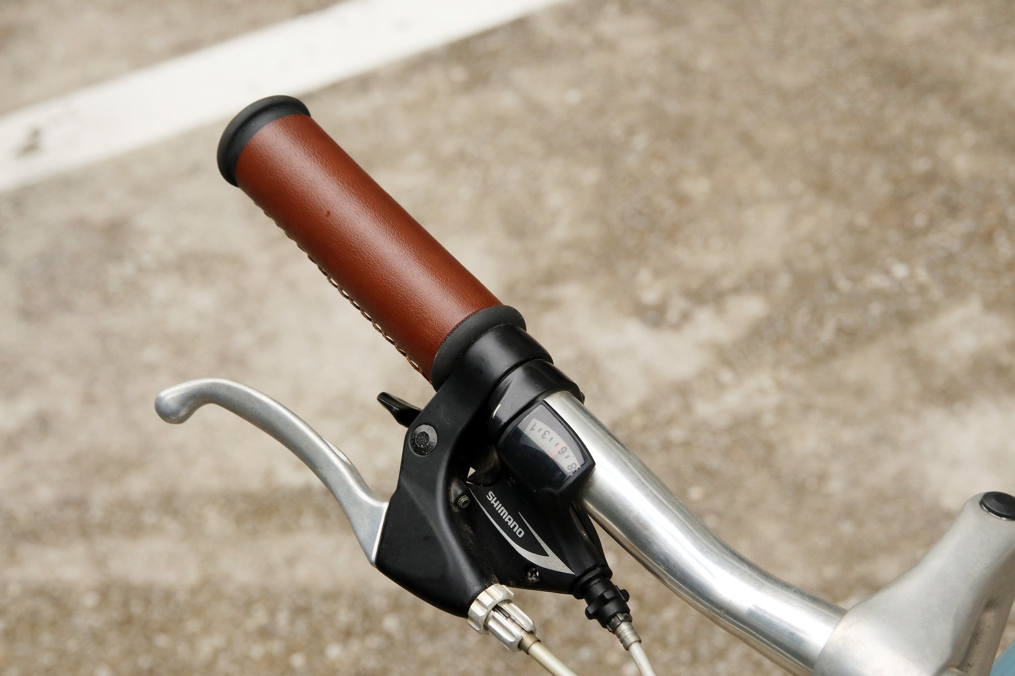 TOKYOBIKE
Brooks製レザーサドル付き ミントグリーン Mono, Rosé | tokyobike