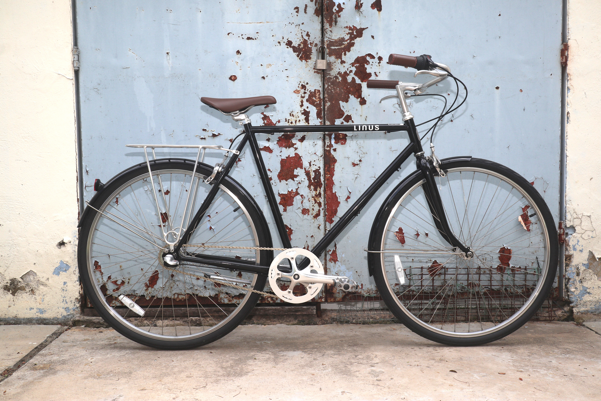 Linus Roadster Sport i3 Bicycle Singapore Stock Used Bicycle